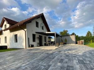 Prodej rodinného domu, Sloup v Čechách, Komenského, 145 m2
